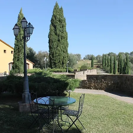 Il Borgo Di Montereggi * Limite
